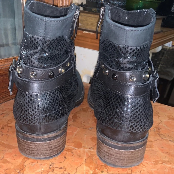 TAMARIS Matmix Western Studded Ankle Booties Boots 7 - Picture 4 of 7
